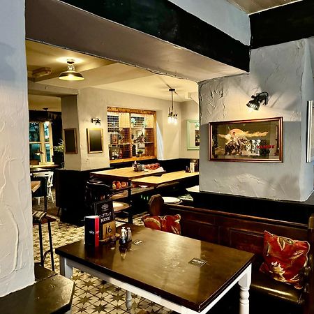The Black Swan Hotel 레이번 외부 사진