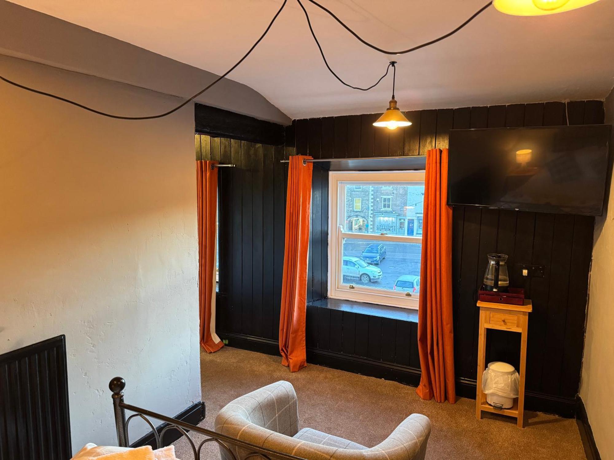 The Black Swan Hotel 레이번 외부 사진